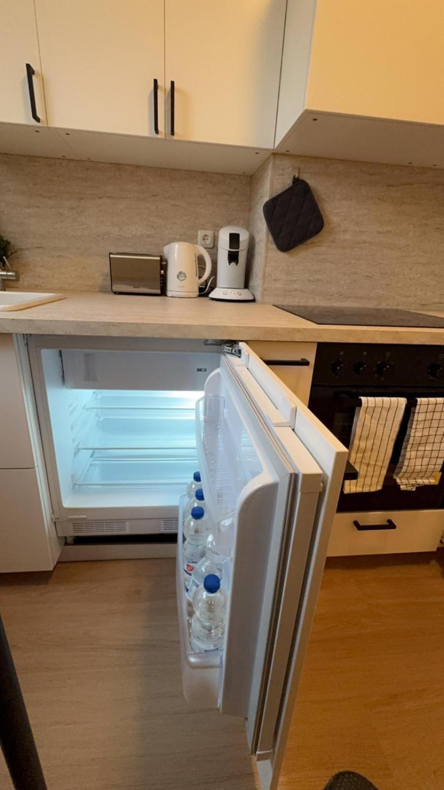 Appartement Modernes Ferienapartment In Berlin-neukoelln *